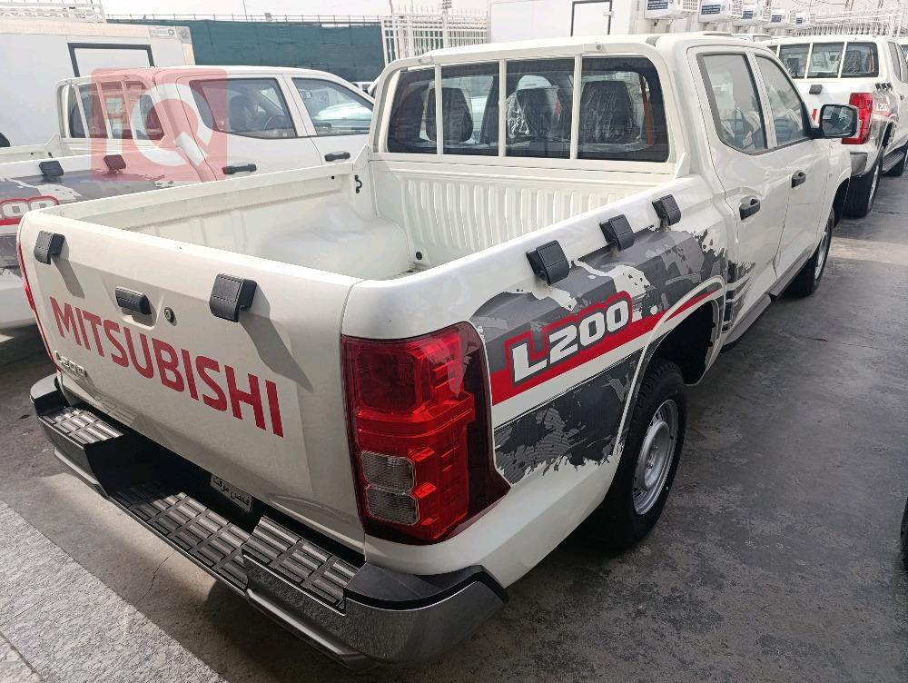 ميتسوبيشي L200